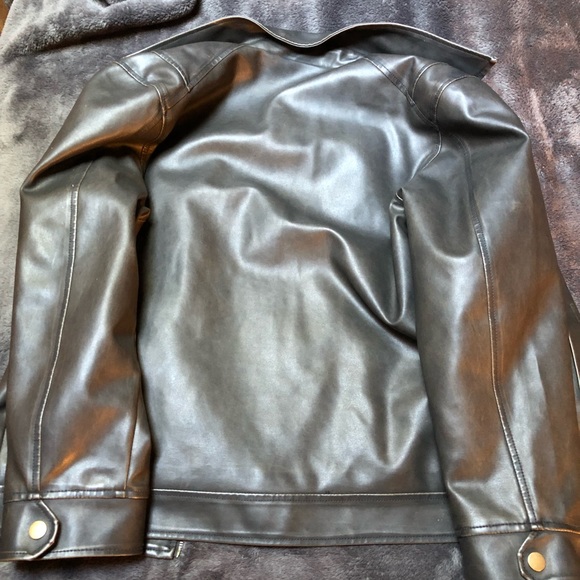 Whispering Smith (Faux) Leather Jacket Size (M) - Picture 4 of 5